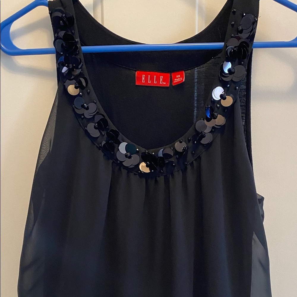 Elle black top(camisole)with decorations around collar